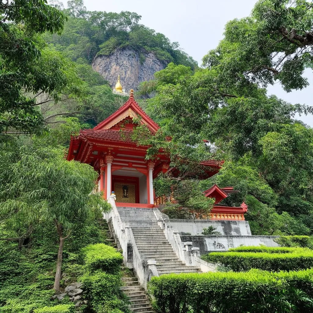 Mount Ham Lon Pagoda