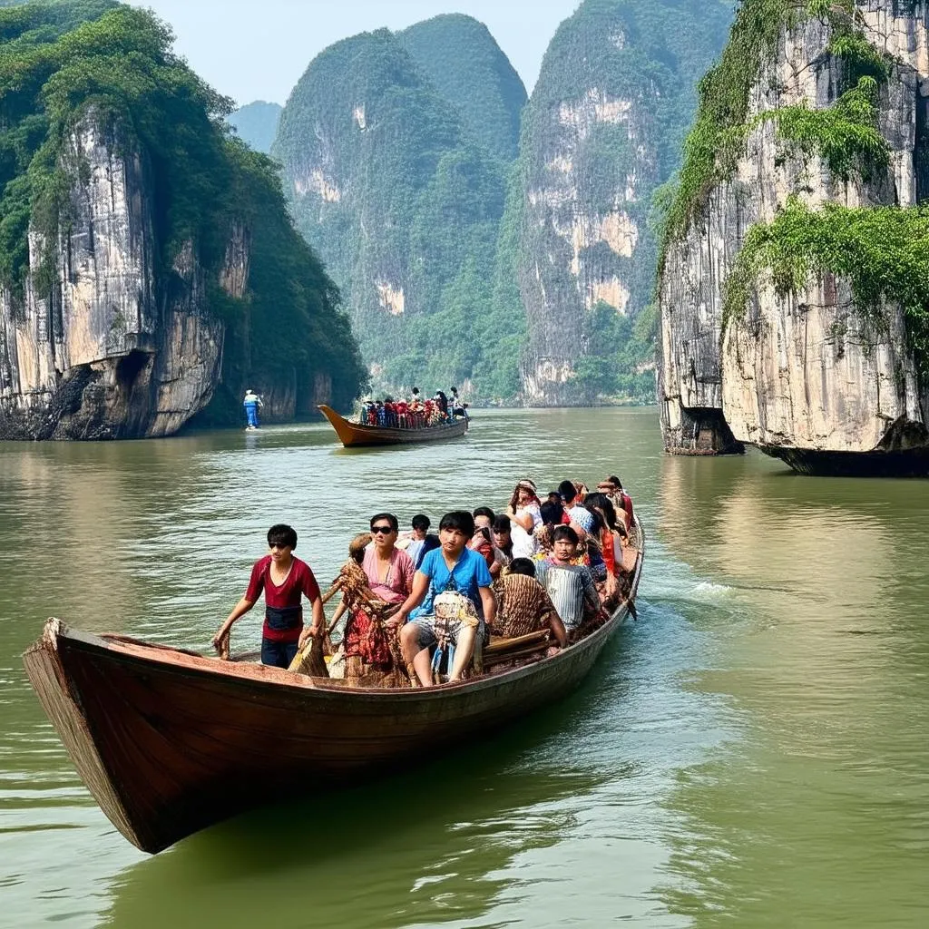 Boat tour in Ninh Binh