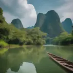 Boat tour in Thung Nham valley