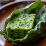 Banh Chung on banana leaf