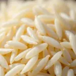 Close-up of Hat Ngoc Troi rice grains